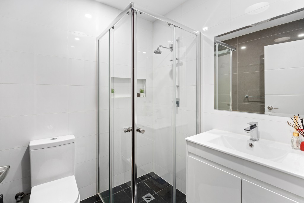 18 Summerfield Avenue, Quakers Hill NSW 2763 - photo 6