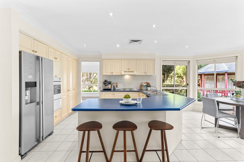 5 Ripley Glade, Bella Vista NSW 2153 - photo 4