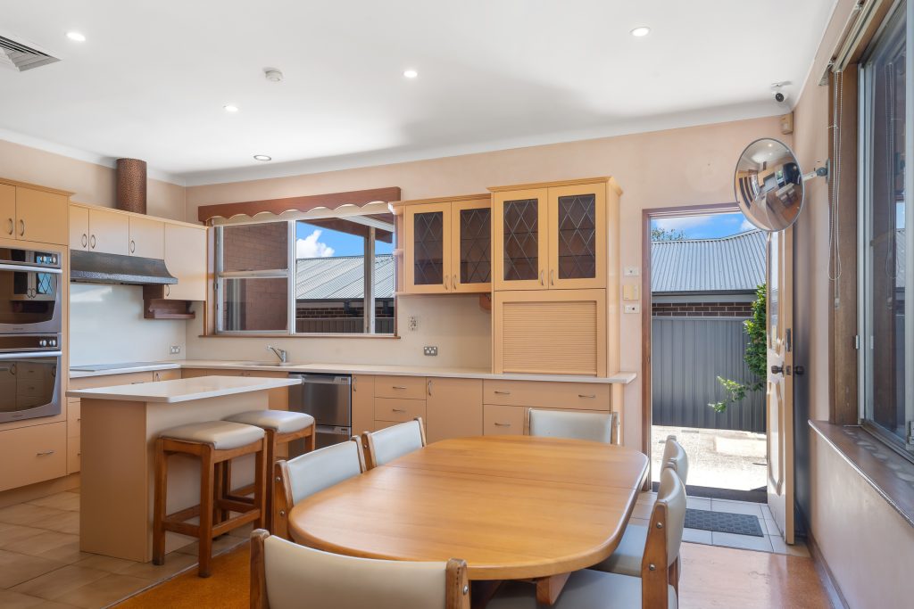 99 Girraween Road, Girraween NSW 2145 - photo 4