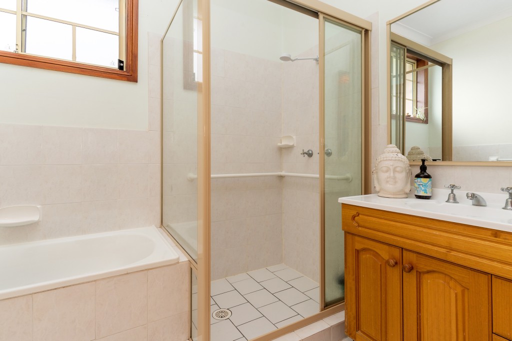 1/9 Wyldwood Crescent, Baulkham Hills NSW 2153 - photo 10