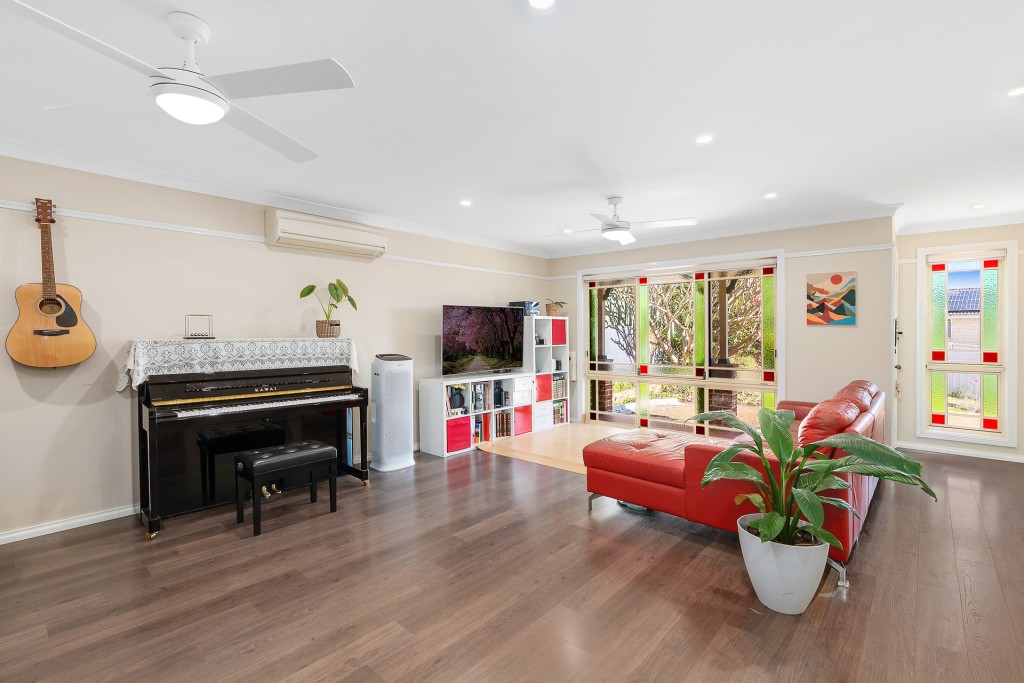 106B Delaney Drive, Baulkham Hills NSW 2153 - photo 4