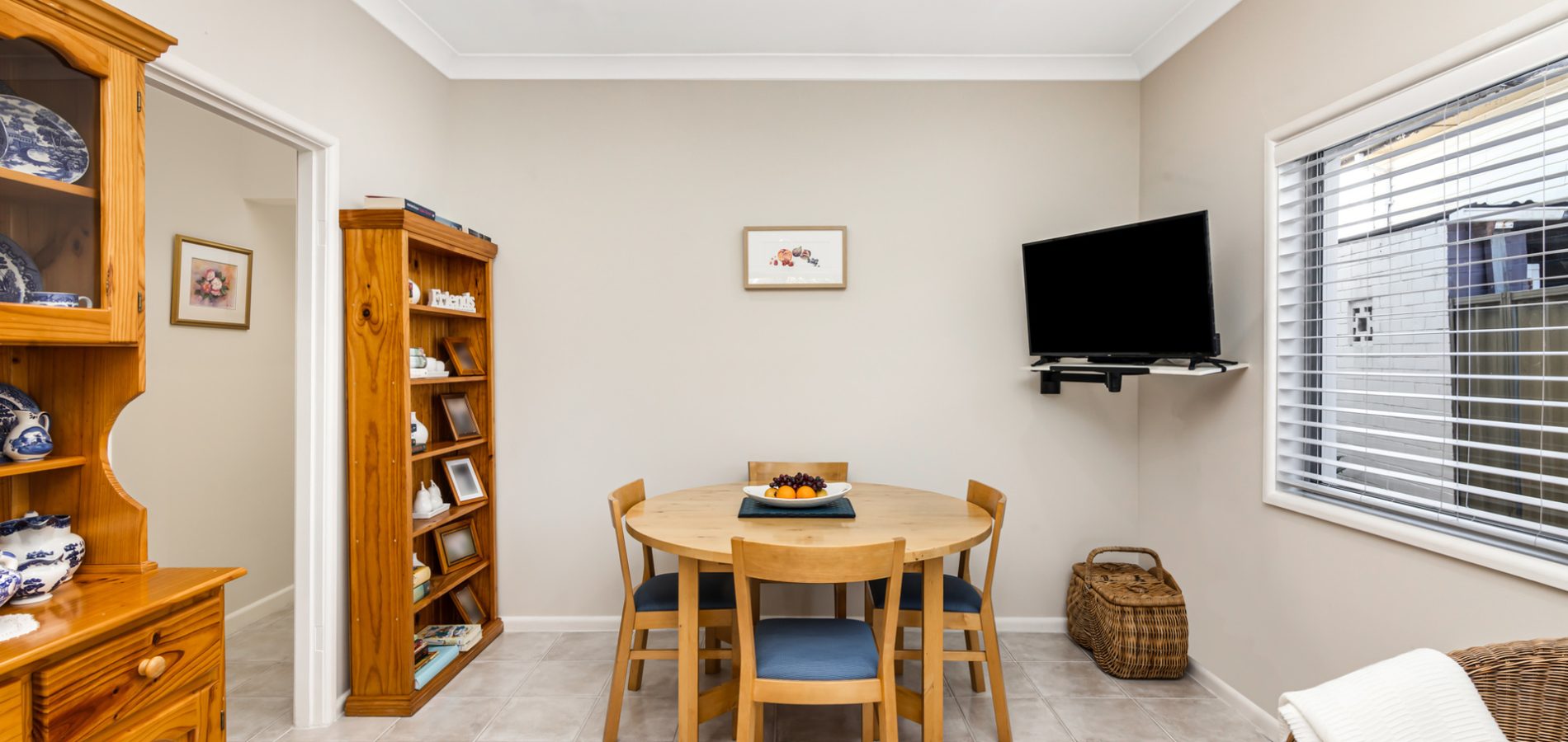 12 Adina Street, Seven Hills NSW 2147 - photo 4