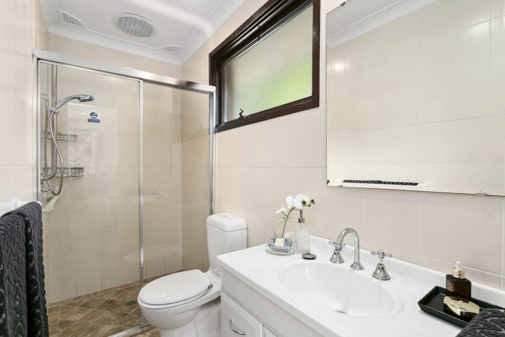 9 Rondelay Drive, Castle Hill NSW 2154 - photo 11