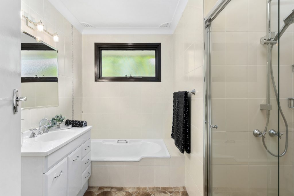 9 Rondelay Drive, Castle Hill NSW 2154 - photo 12