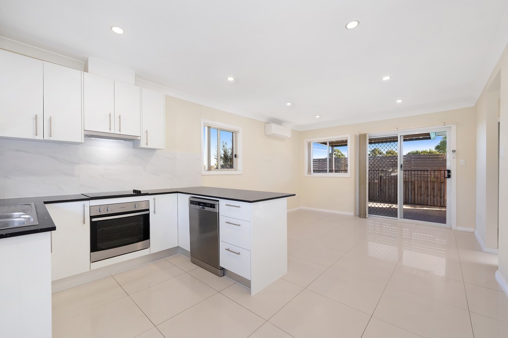 120-120A Tamboura Avenue, Baulkham Hills NSW 2153 - photo 12