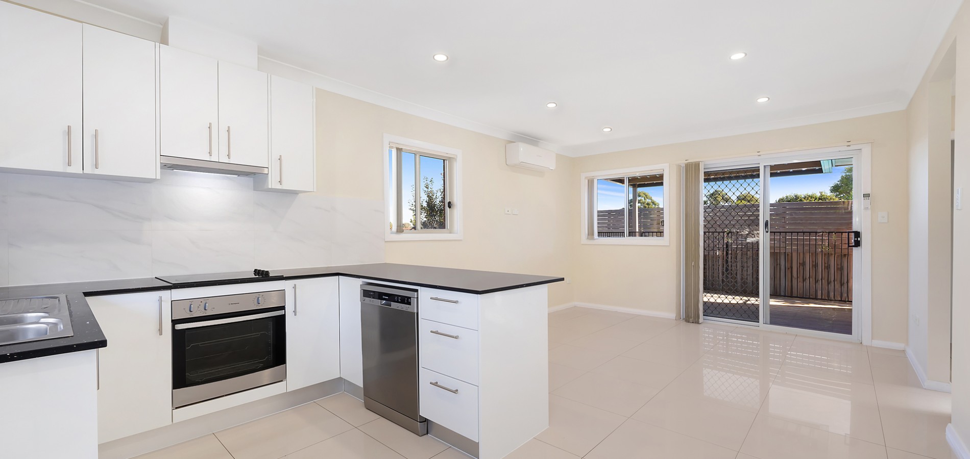 120-120A Tamboura Avenue, Baulkham Hills NSW 2153 - photo 12