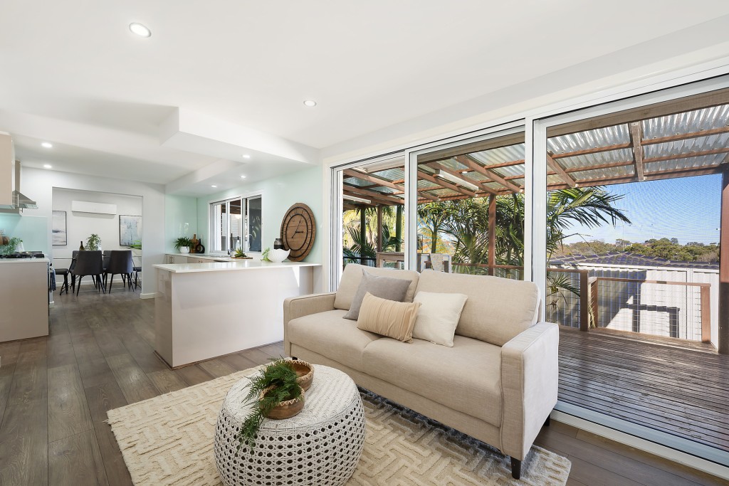 120-120A Tamboura Avenue, Baulkham Hills NSW 2153 - photo 4