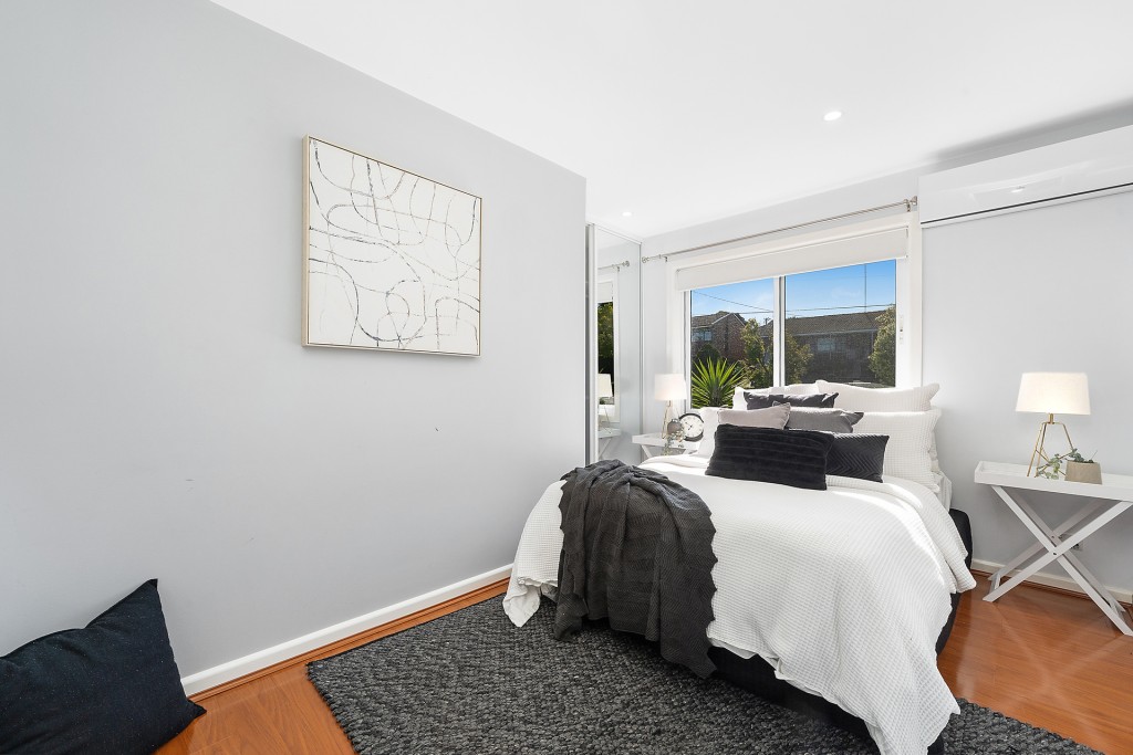 120-120A Tamboura Avenue, Baulkham Hills NSW 2153 - photo 6