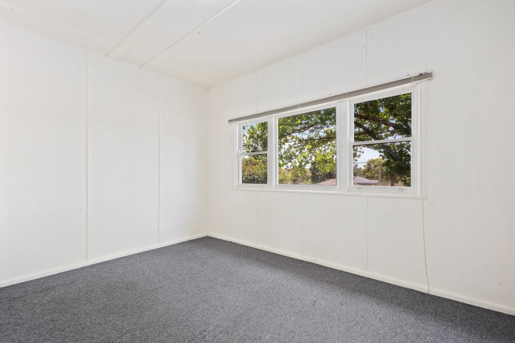 20 Eggleton Street, Blacktown NSW 2148 - photo 2