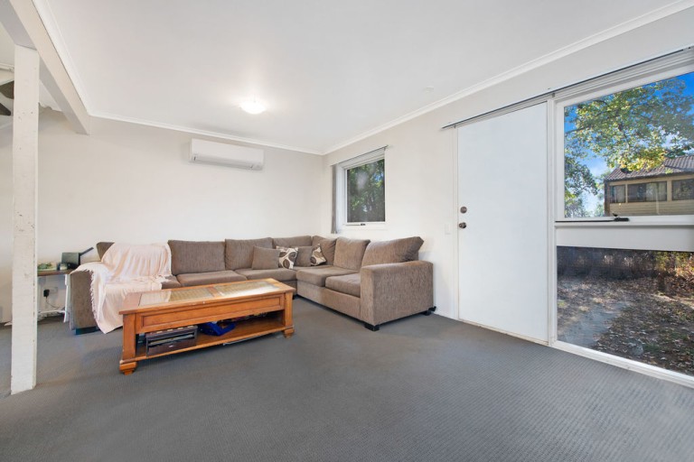7 Stringybark Place, Bradbury NSW 2560 - photo 2