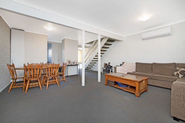 7 Stringybark Place, Bradbury NSW 2560 - photo 3