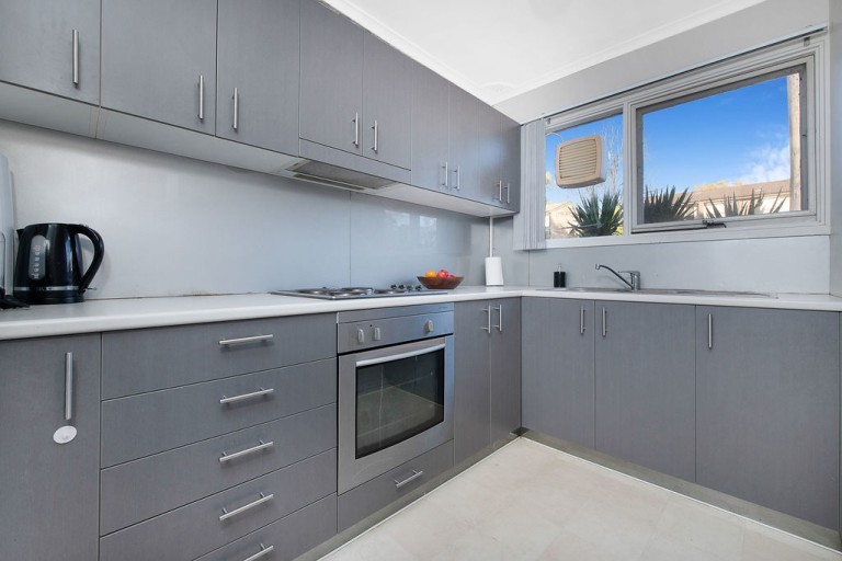7 Stringybark Place, Bradbury NSW 2560 - photo 4