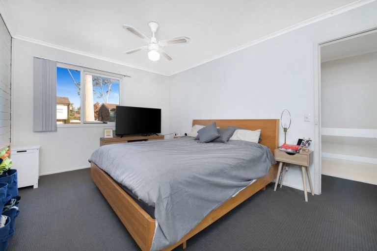 7 Stringybark Place, Bradbury NSW 2560 - photo 5