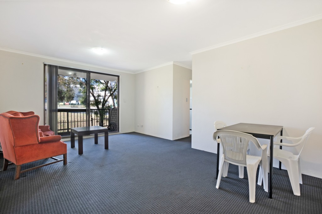 38/5 Griffiths Street, Blacktown NSW 2148 - photo 2