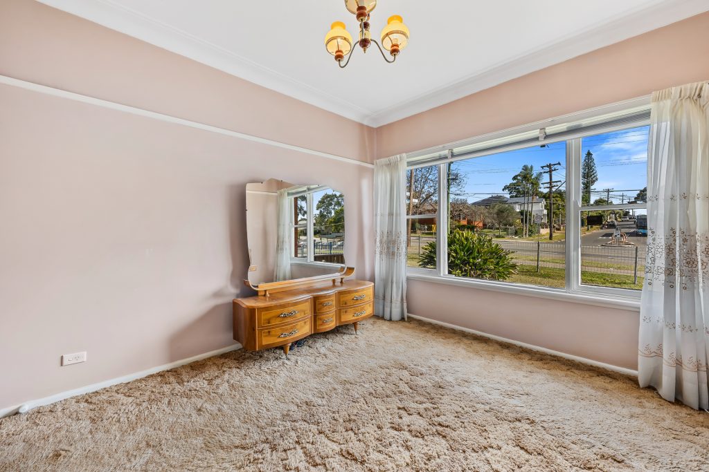 33 Best Road, Seven Hills NSW 2147 - photo 5
