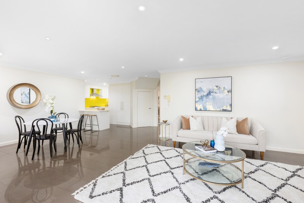 21 Brosnan Place, Castle Hill NSW 2154 - photo 3