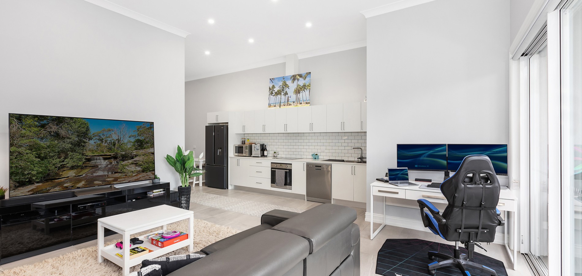 9 Belvedere Avenue, Castle Hill NSW 2154 - photo 15