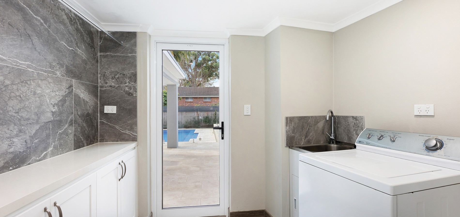 9 Belvedere Avenue, Castle Hill NSW 2154 - photo 20