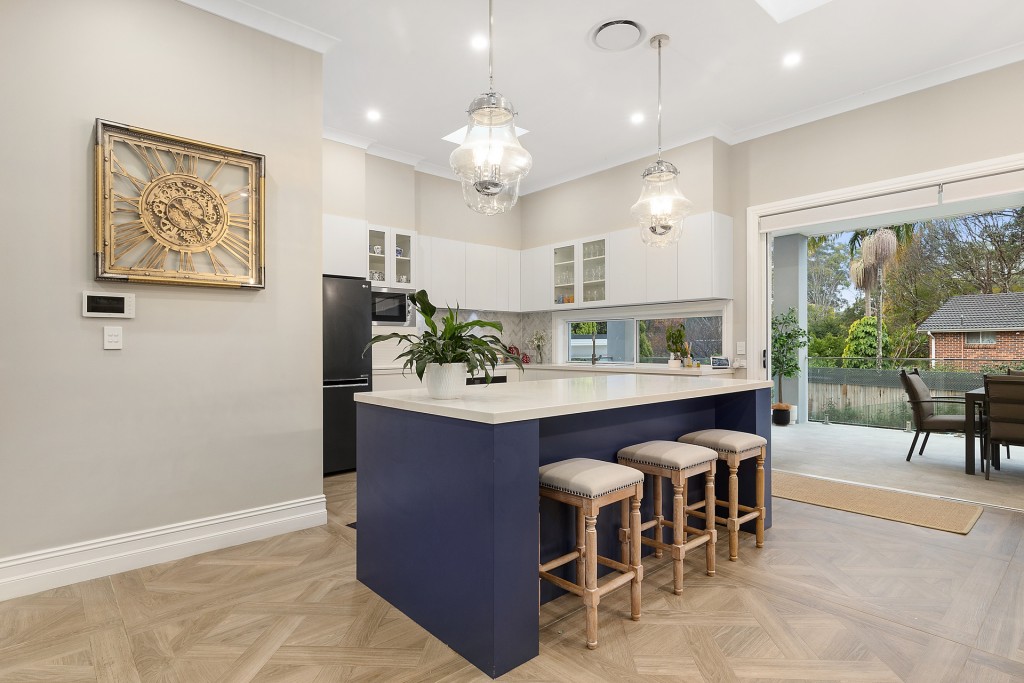 9 Belvedere Avenue, Castle Hill NSW 2154 - photo 7