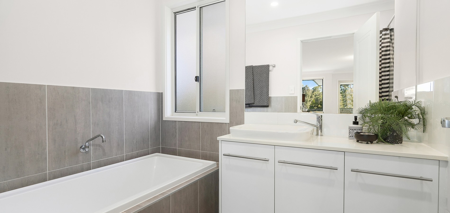 1 Winston Court, Baulkham Hills NSW 2153 - photo 12