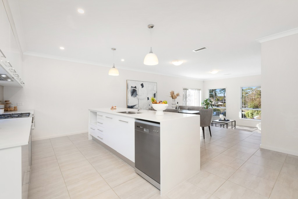 1 Winston Court, Baulkham Hills NSW 2153 - photo 3