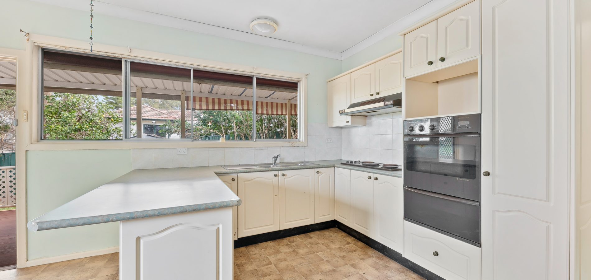 16 Leslie Street, Blacktown NSW 2148 - photo 3