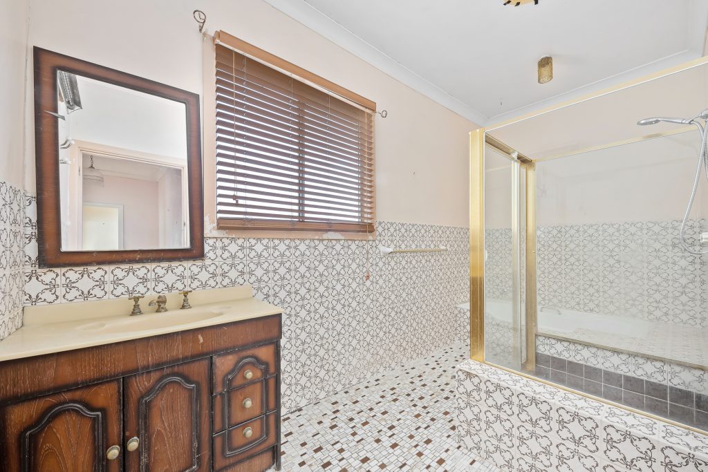 16 Leslie Street, Blacktown NSW 2148 - photo 5
