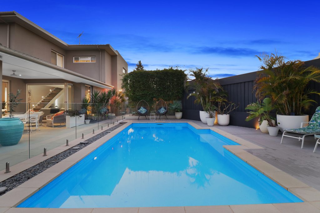 7 Braeburn Crescent, Bella Vista NSW 2153 - photo 2