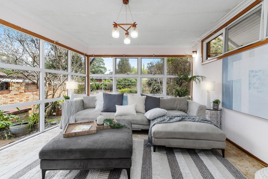 38 Edward Street, Baulkham Hills NSW 2153 - photo 2
