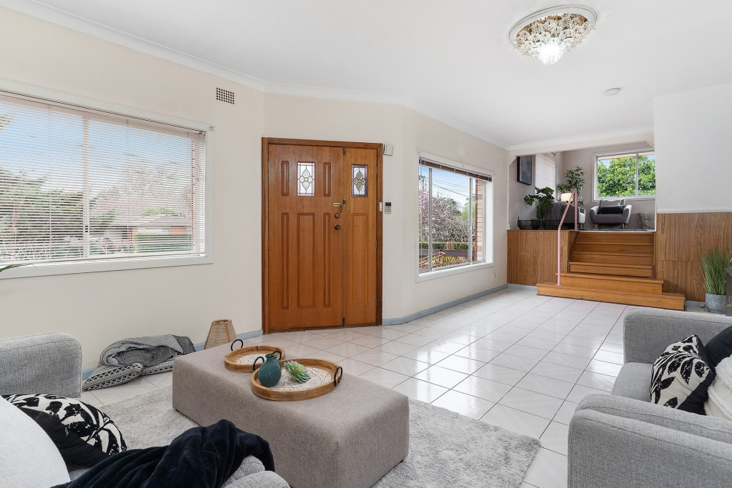 38 Edward Street, Baulkham Hills NSW 2153 - photo 5