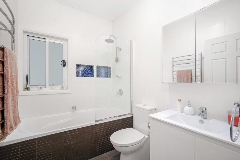 19 Merryl Avenue, Old Toongabbie NSW 2146 - photo 5