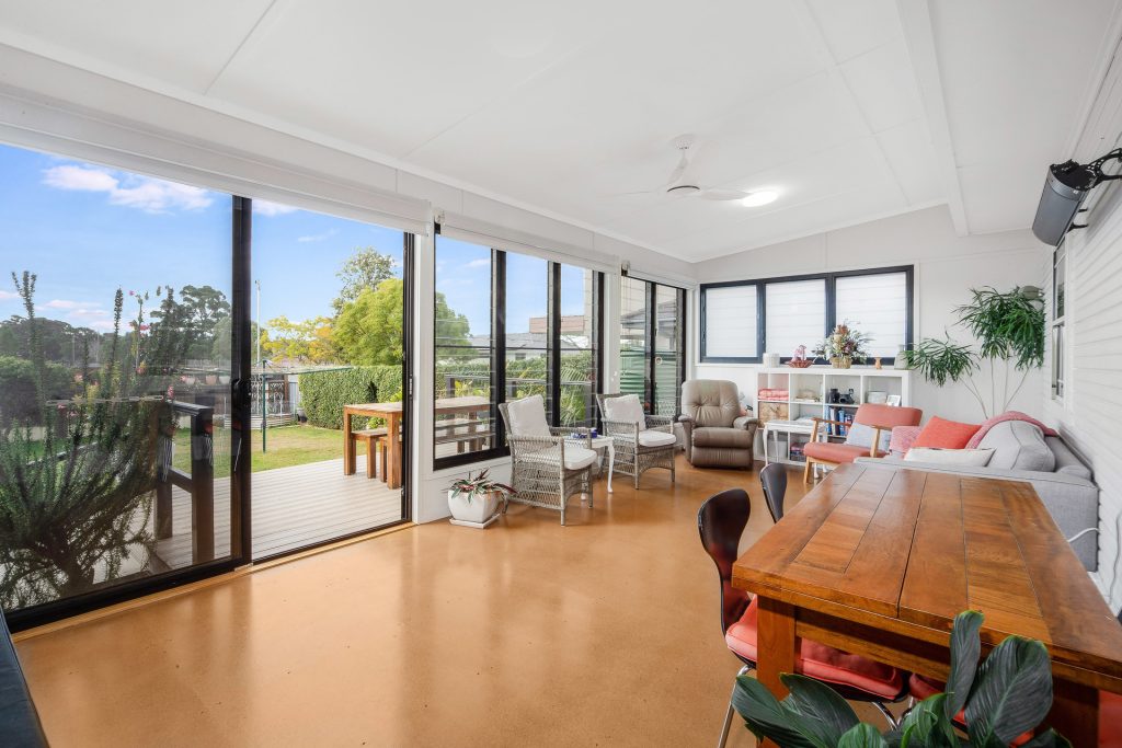 19 Merryl Avenue, Old Toongabbie NSW 2146 - photo 6