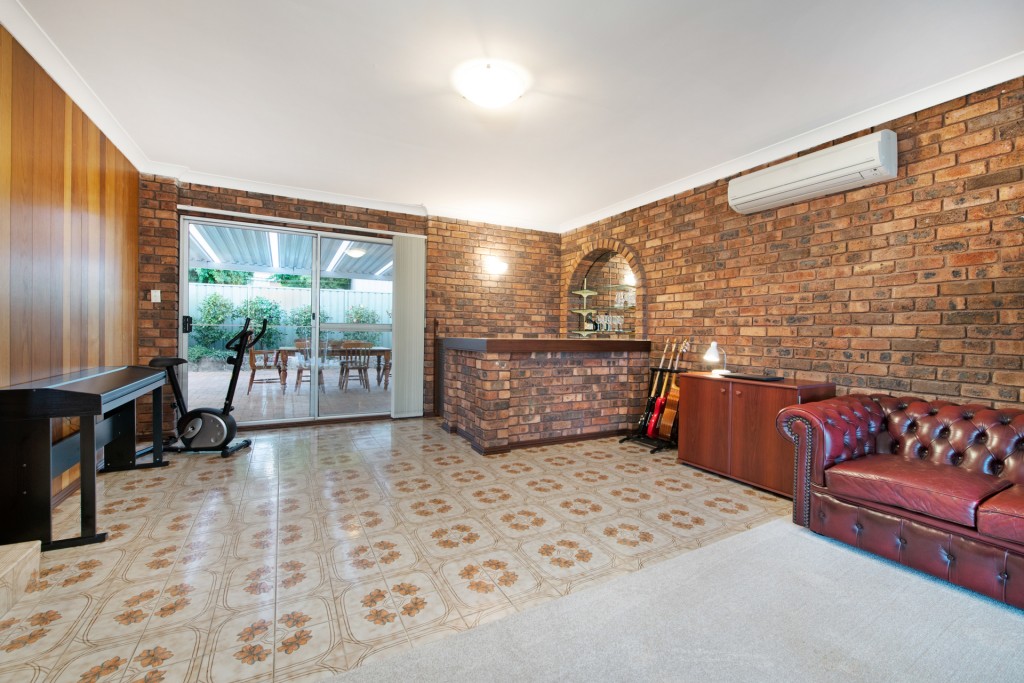 7 Highclere Crescent, North Rocks NSW 2151 - photo 3