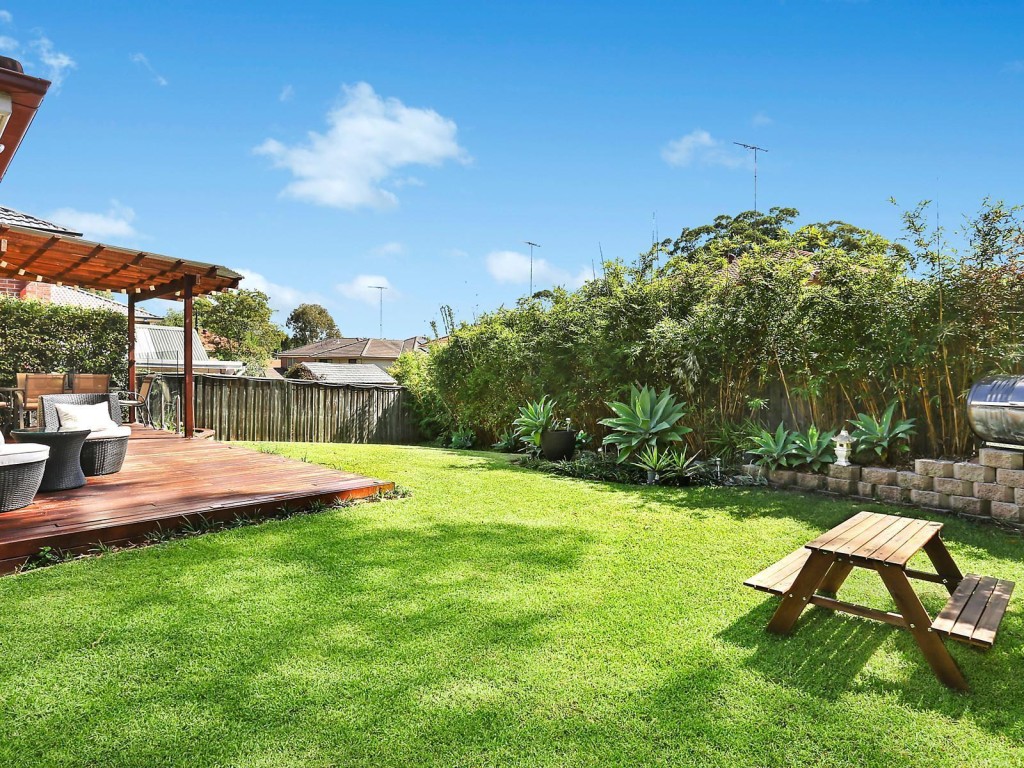 6 Monterey Place, Cherrybrook NSW 2126 - photo 7
