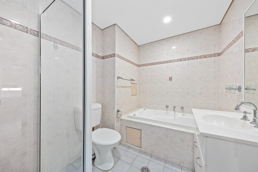 27/16 Fifth Avenue, Blacktown NSW 2148 - photo 5