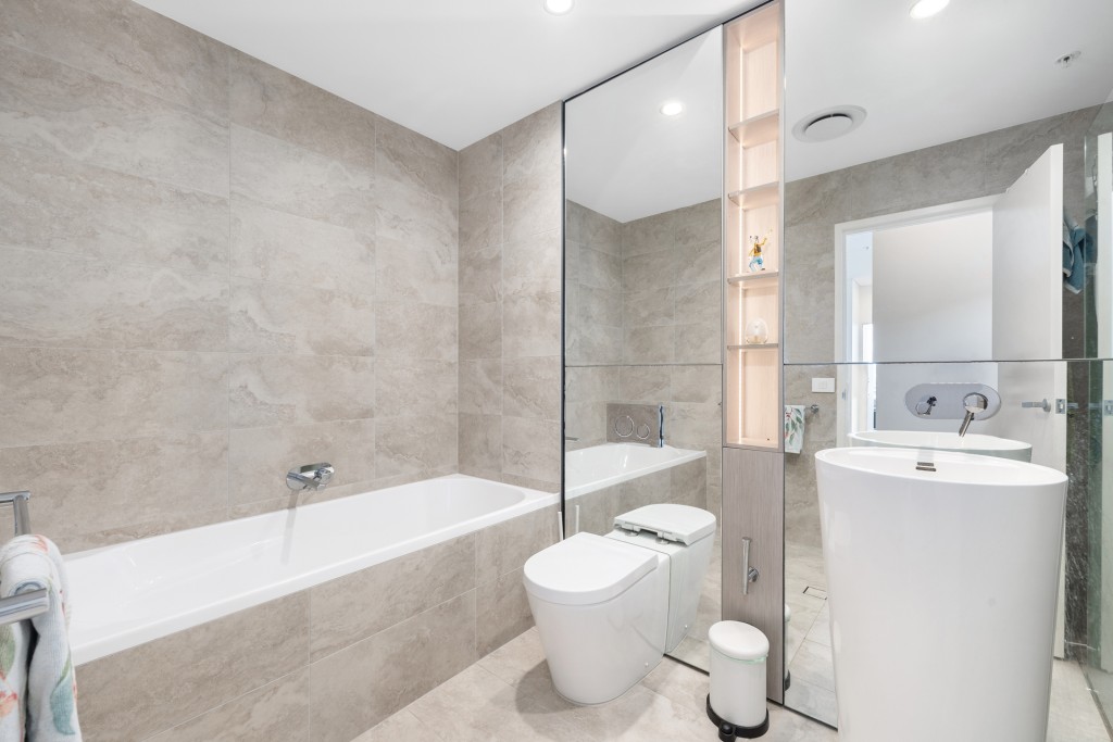 715/11 Spurway Drive, Norwest NSW 2153 - photo 4