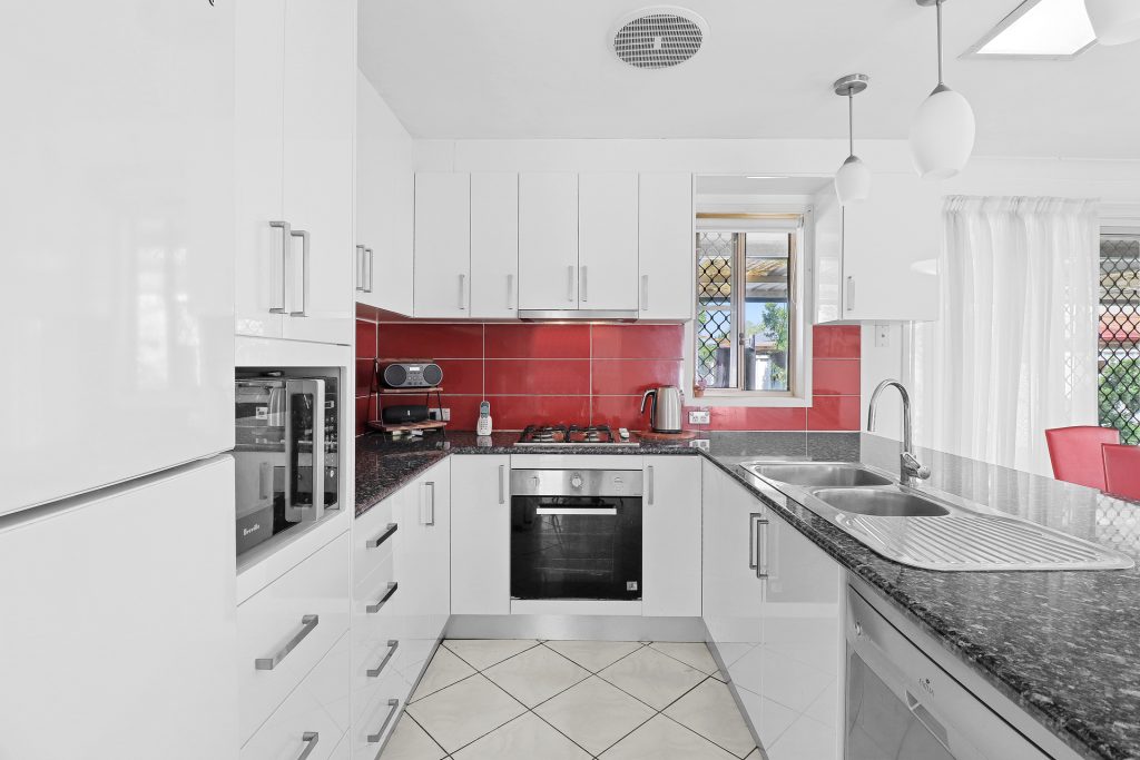32 Galatea Street, Plumpton NSW 2761 - photo 5