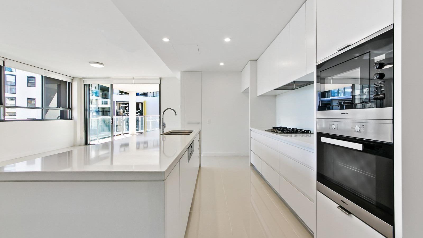 27/38 Solent Circuit, Norwest NSW 2153 - photo 4