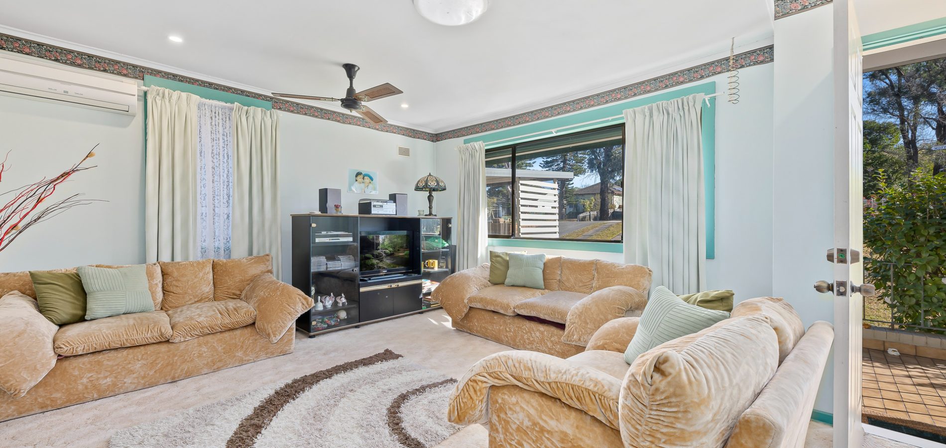 3 Moffatt Drive, Lalor Park NSW 2147 - photo 2