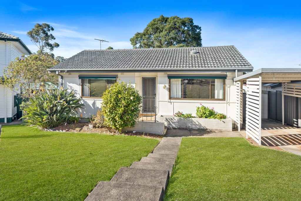 3 Moffatt Drive, Lalor Park NSW 2147 - McGrath West Group