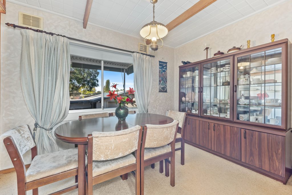 3 Moffatt Drive, Lalor Park NSW 2147 - photo 3