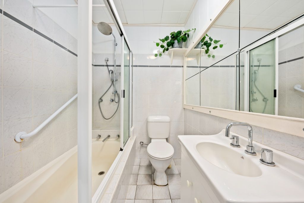 3 Moffatt Drive, Lalor Park NSW 2147 - photo 6