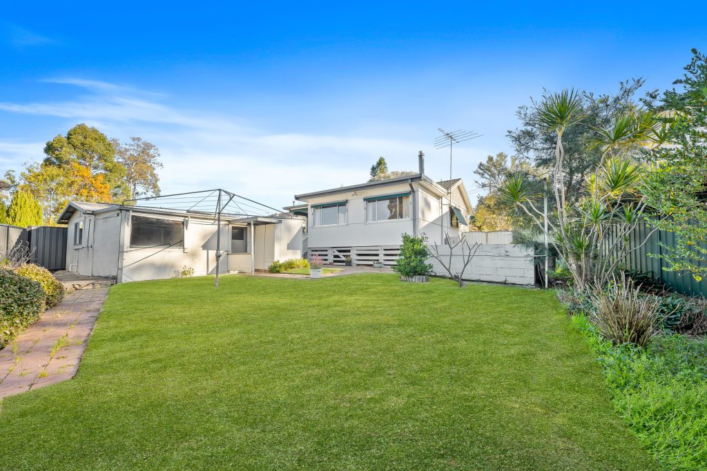 3 Moffatt Drive, Lalor Park NSW 2147 - photo 8