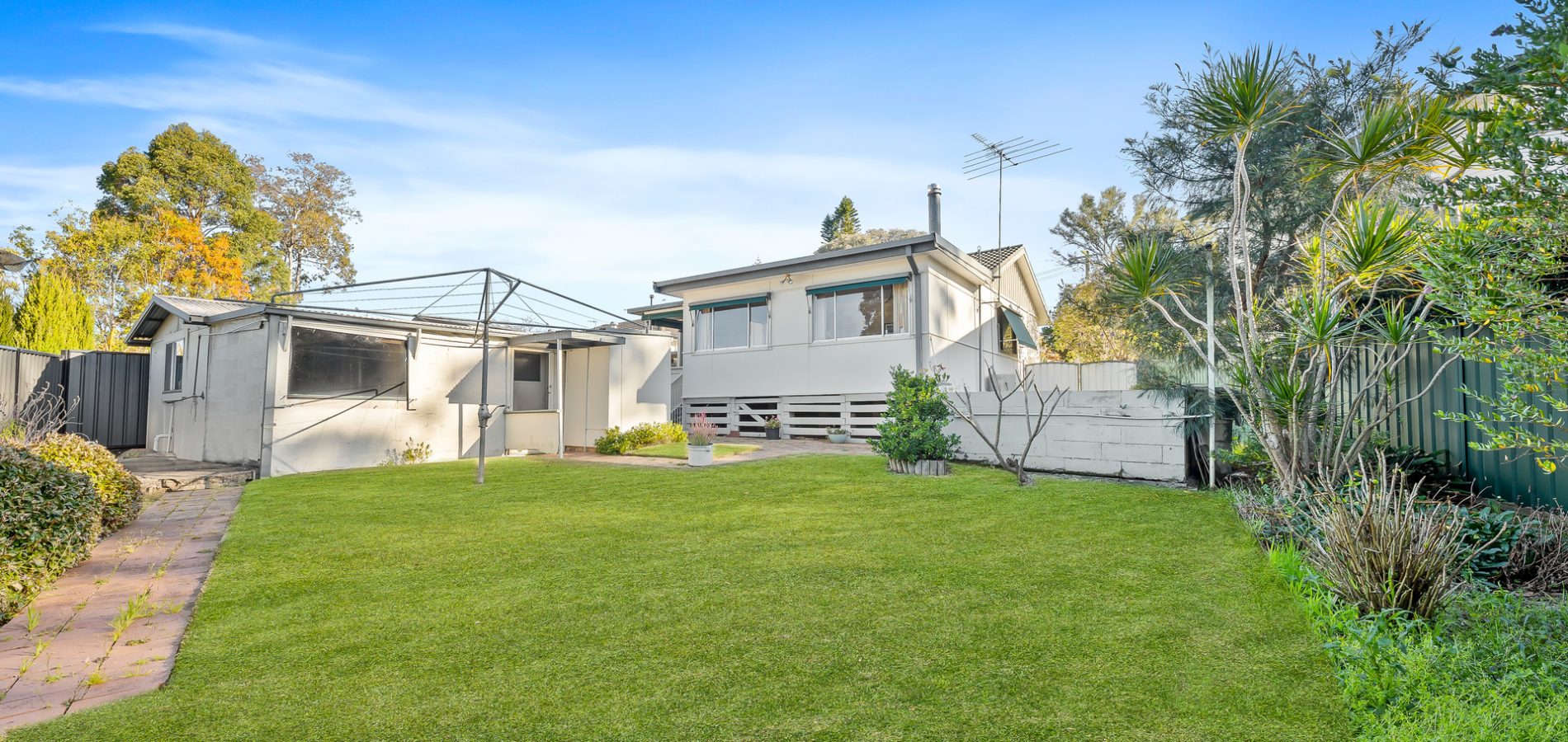 3 Moffatt Drive, Lalor Park NSW 2147 - photo 8