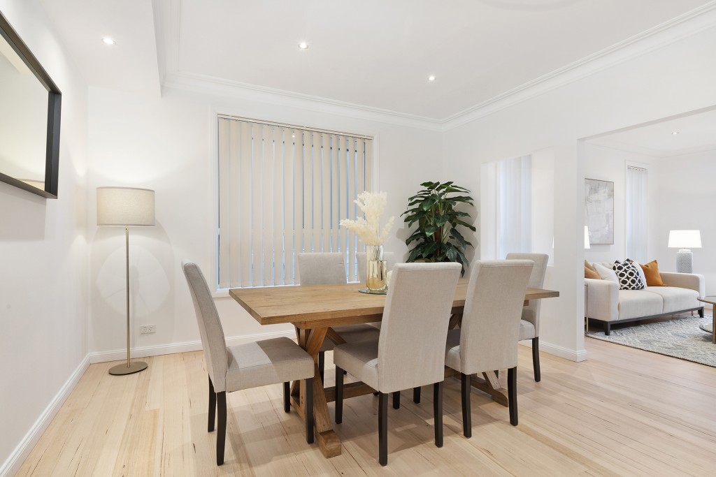28 Bordeaux Crescent, Castle Hill NSW 2154 - photo 3