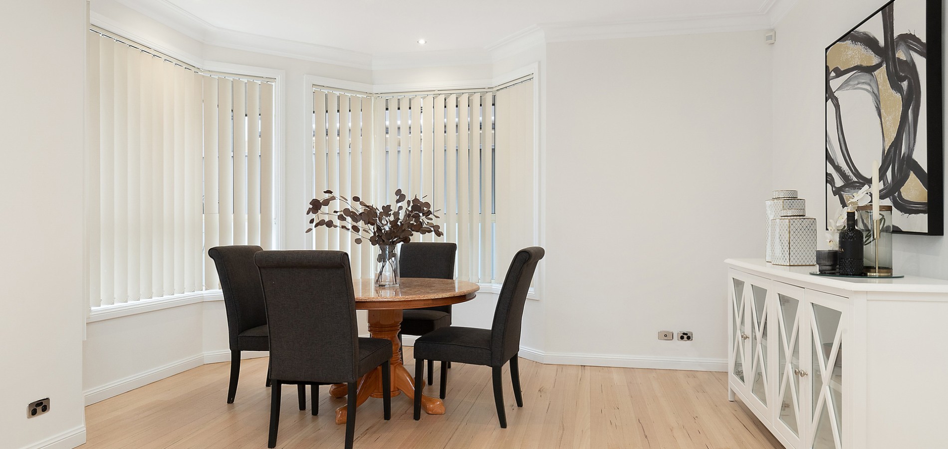 28 Bordeaux Crescent, Castle Hill NSW 2154 - photo 5