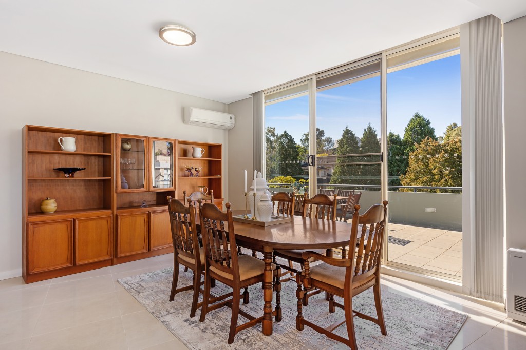 62/16 Mercer Street, Castle Hill NSW 2154 - photo 5