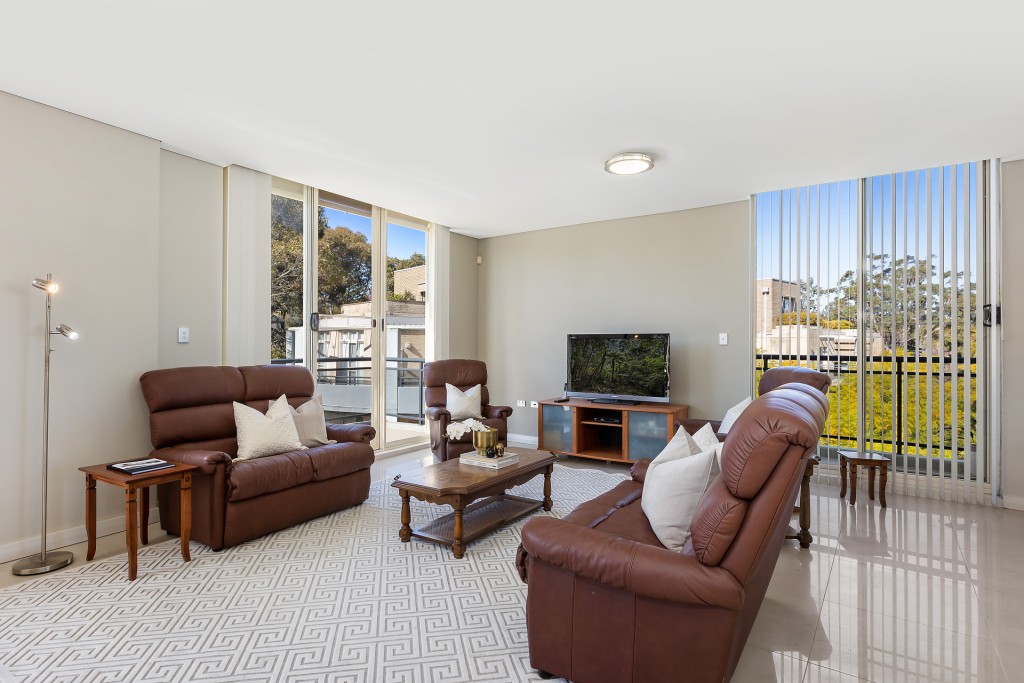 62/16 Mercer Street, Castle Hill NSW 2154 - photo 6