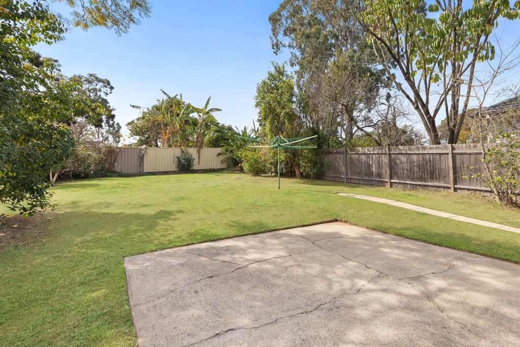 21 Burra Street, Pendle Hill NSW 2145 - photo 4