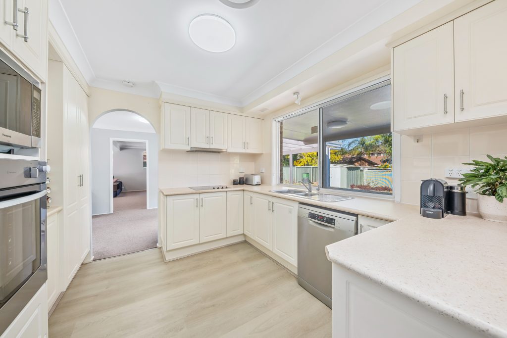 42 Capricorn Road, Kings Langley NSW 2147 - photo 3
